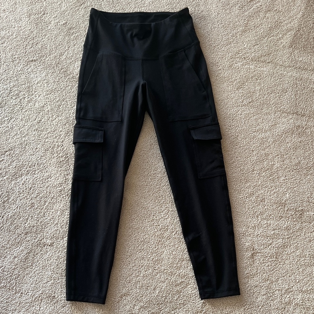 Old Navy Black Cargo Leggings